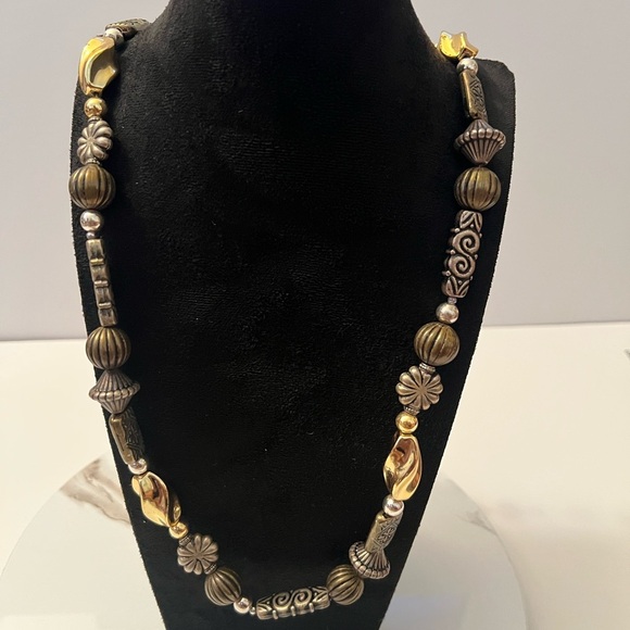 Elegant Gold and Silver Tone Beaded Necklace - Picture 1 of 4